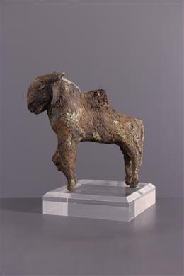 Tribal art - Animal bronze